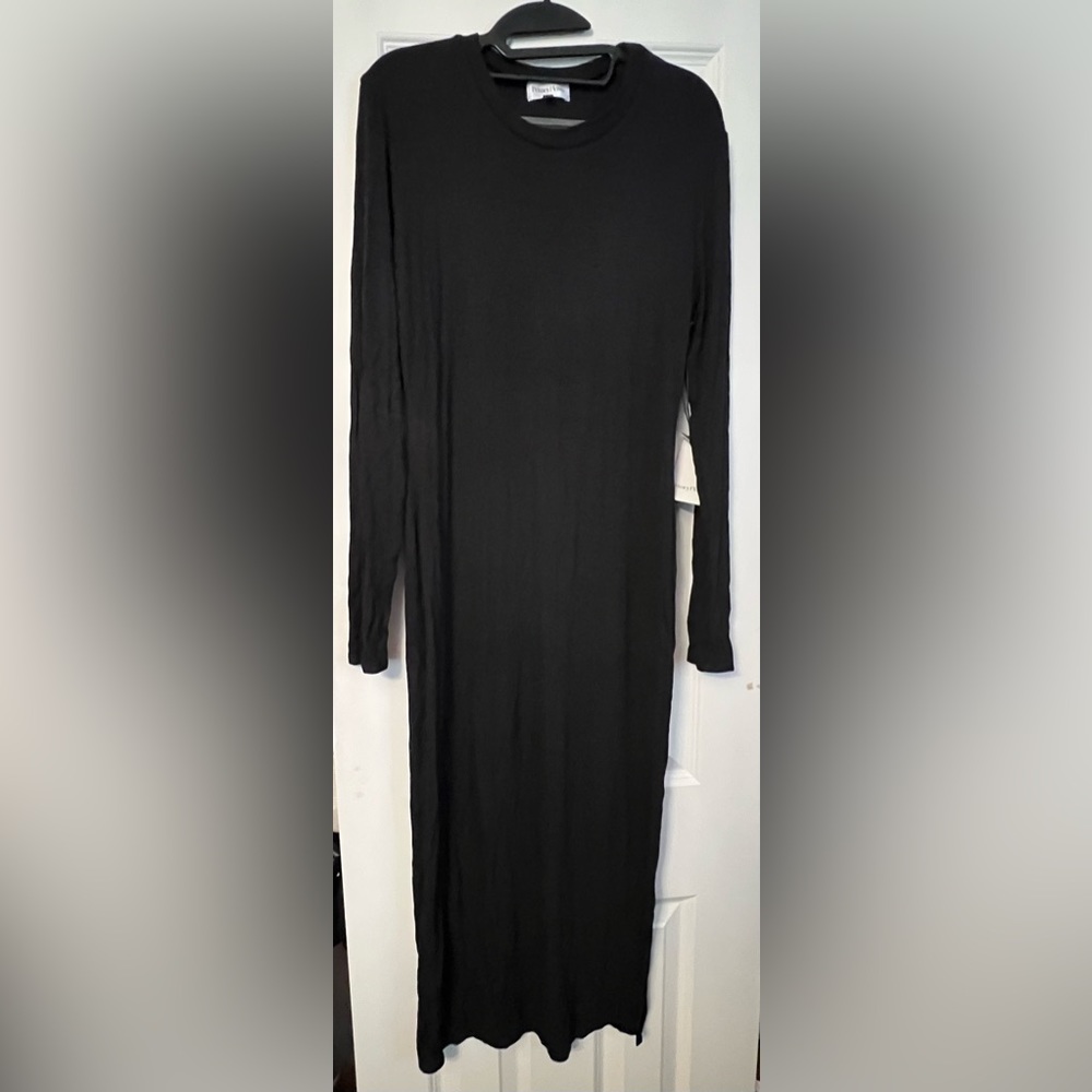 Lightweight long sleeve knit dress